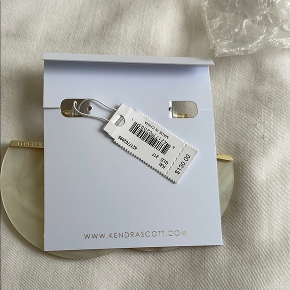 Kendra Scott Gold Ivory Kai Earrings - Picture 5 of 7